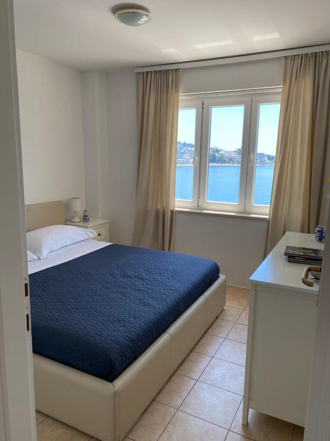 Villa Leo Beach Apartment 포드고라 외부 사진